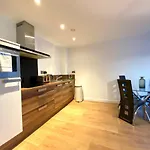 Blonk Street - Luxury Two Bedroom Apartment